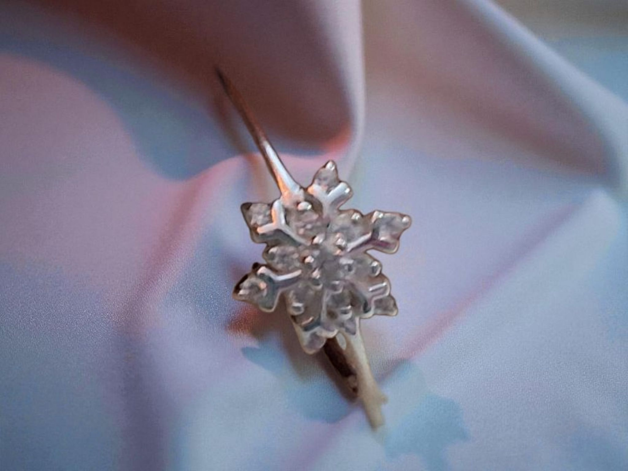 Women's solid Sterling silver Snowflake ring